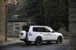 Mitsubishi Shogun Black 2012 года (UK)